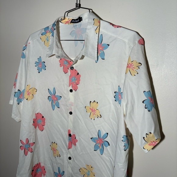 Atlanl Floral Short Sleeve Button Down Shirt - Picture 4 of 8